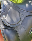 Amerigo HC Dressage 17,5" - černá - testační