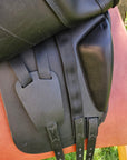 Amerigo HC Dressage 17,5" - černá - testační